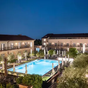 **** فندق Leonardo Di Garda - Wellness And إيطاليا