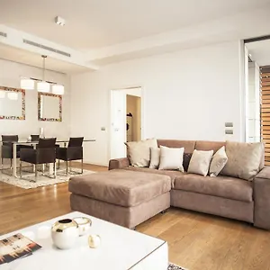 Hemeras Boutique Homes - Design Flats Near The City Center Milano