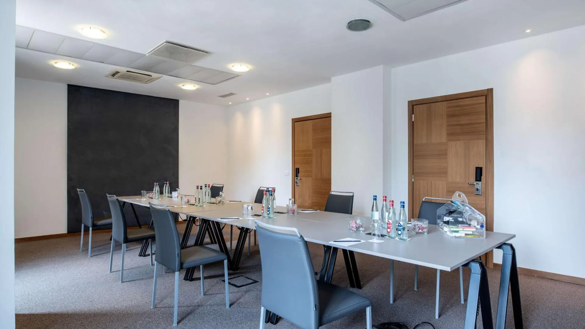 Radisson Blu Hotel Milan 4*,