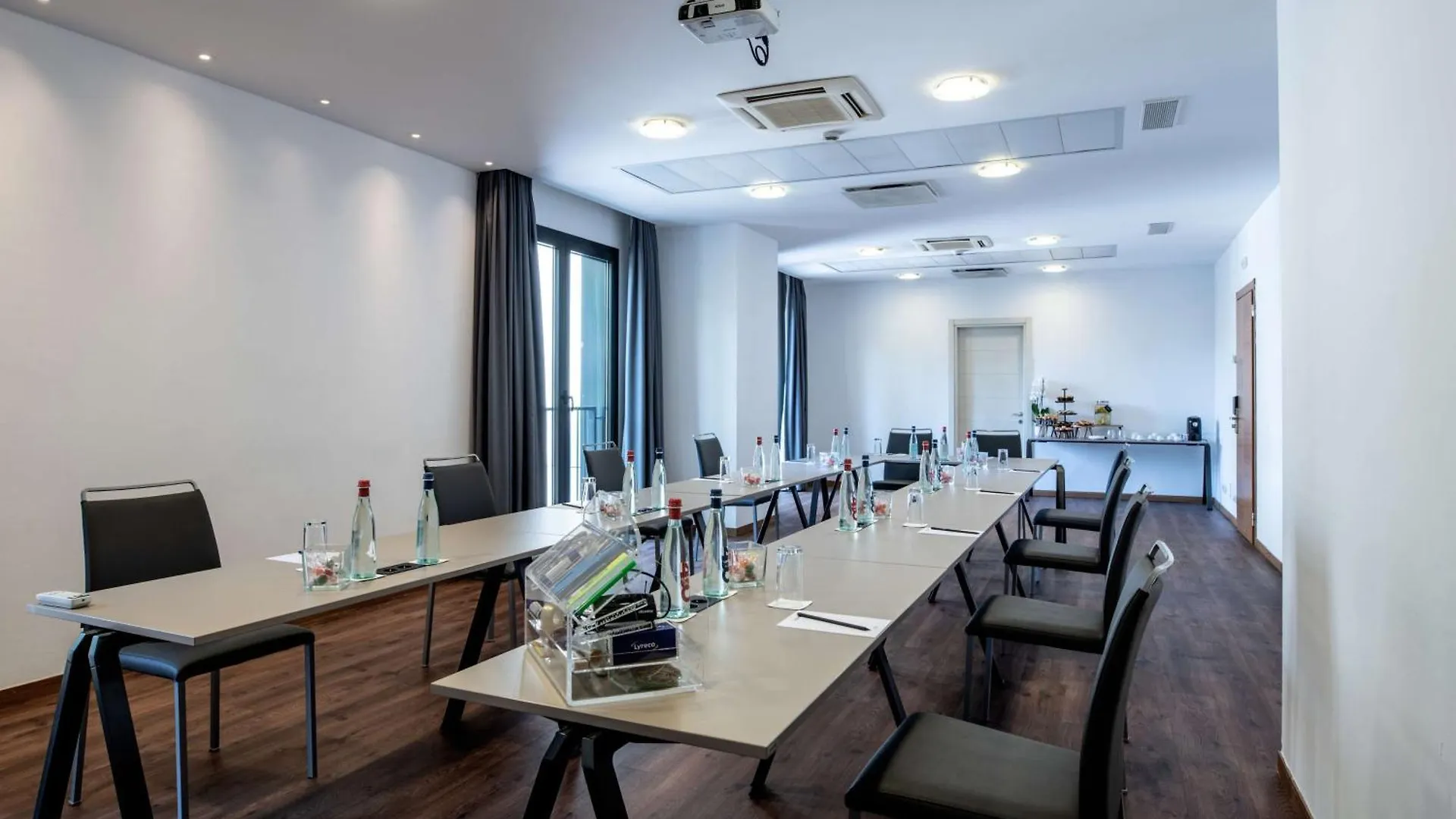 ****  Radisson Blu Hotel Milan Italy