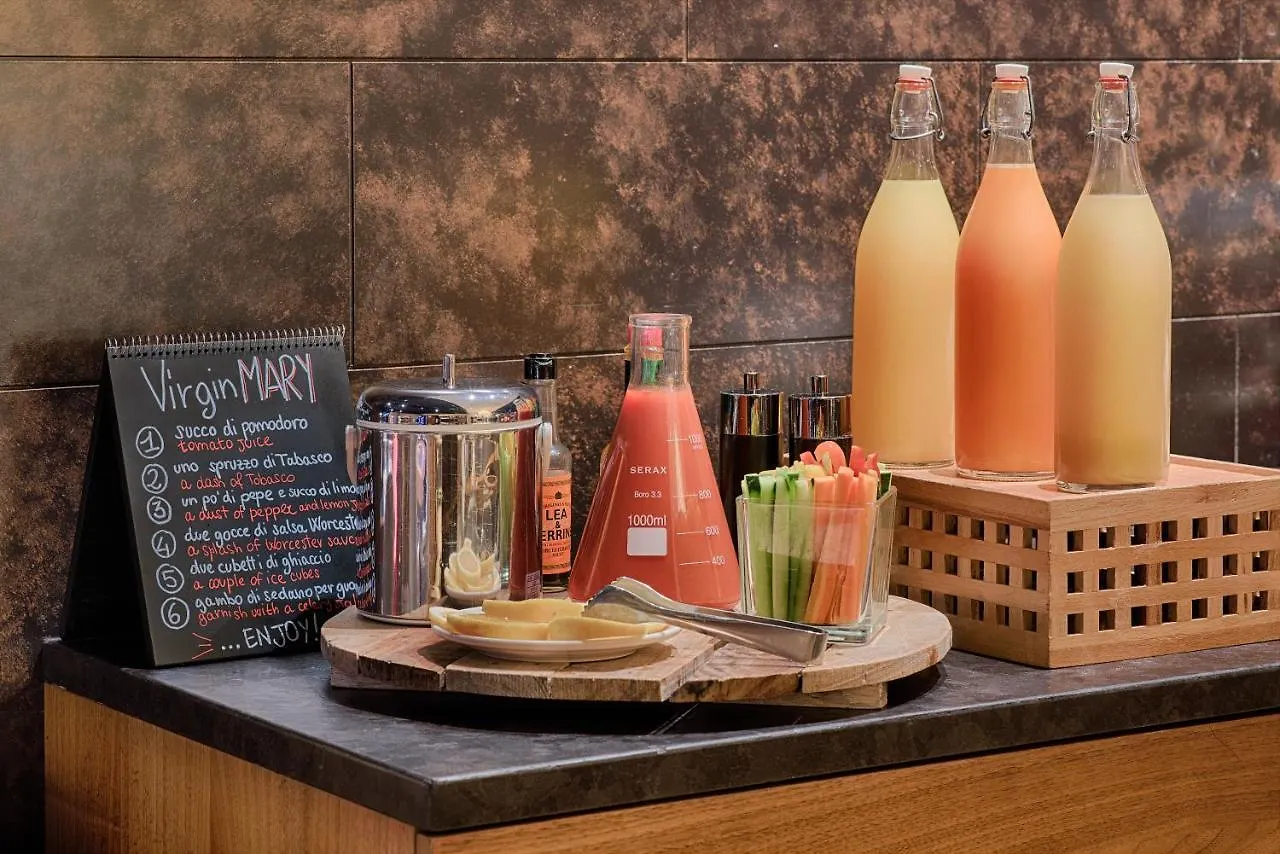 Radisson Blu Hotel Milan 4*,  Italy